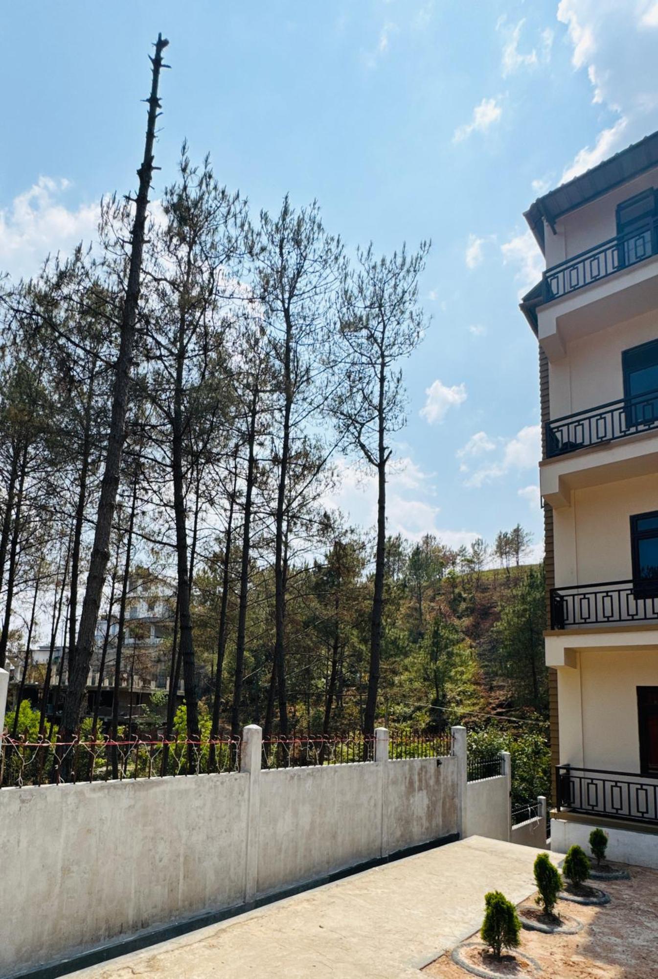 Xtsy Travellers Hostel Shillong Esterno foto